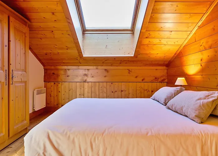 Апартаменты Rochu 10 Personnes Spa, Calme & Vue Montagne Ла-Плань